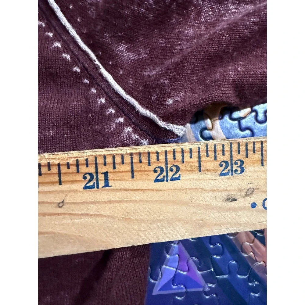 Tommy Bahama Jeans Mens XL Burgundy Acid Wash Cotton Knit Crewneck‎ Sweater